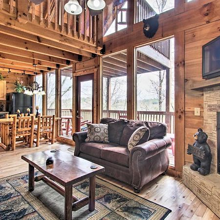 Sevierville Sanctuary Hot Tub, Pool Table And Deck! Eksteriør bilde