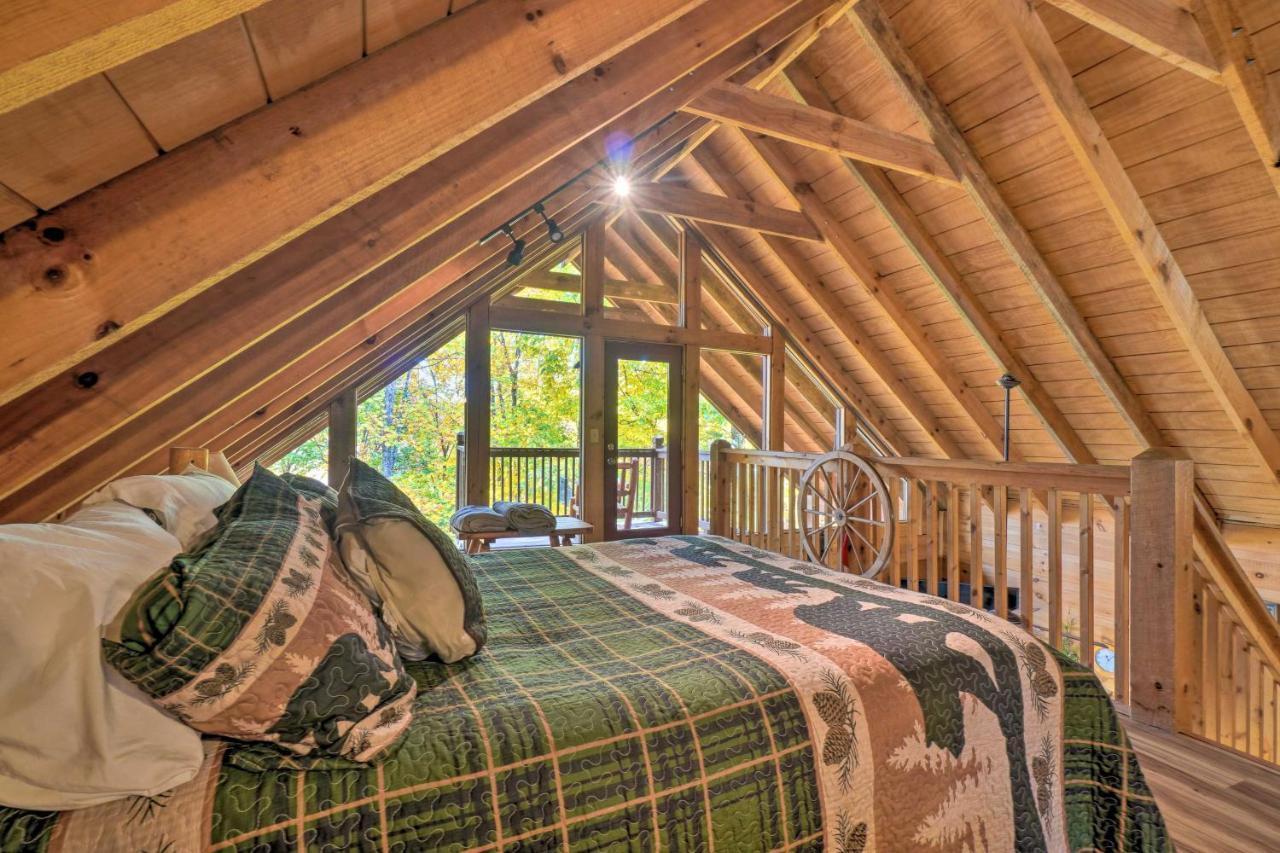 Sevierville Sanctuary Hot Tub, Pool Table And Deck! Eksteriør bilde