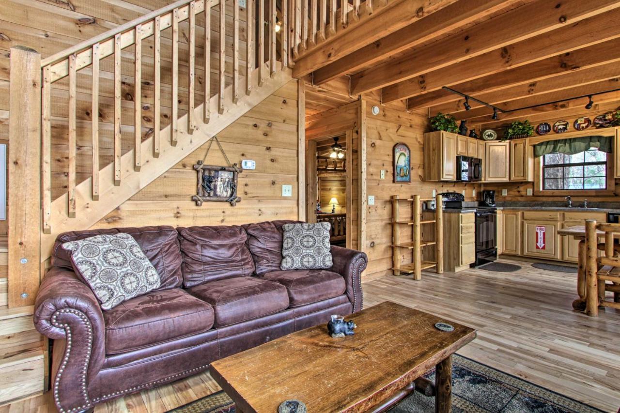 Sevierville Sanctuary Hot Tub, Pool Table And Deck! Eksteriør bilde