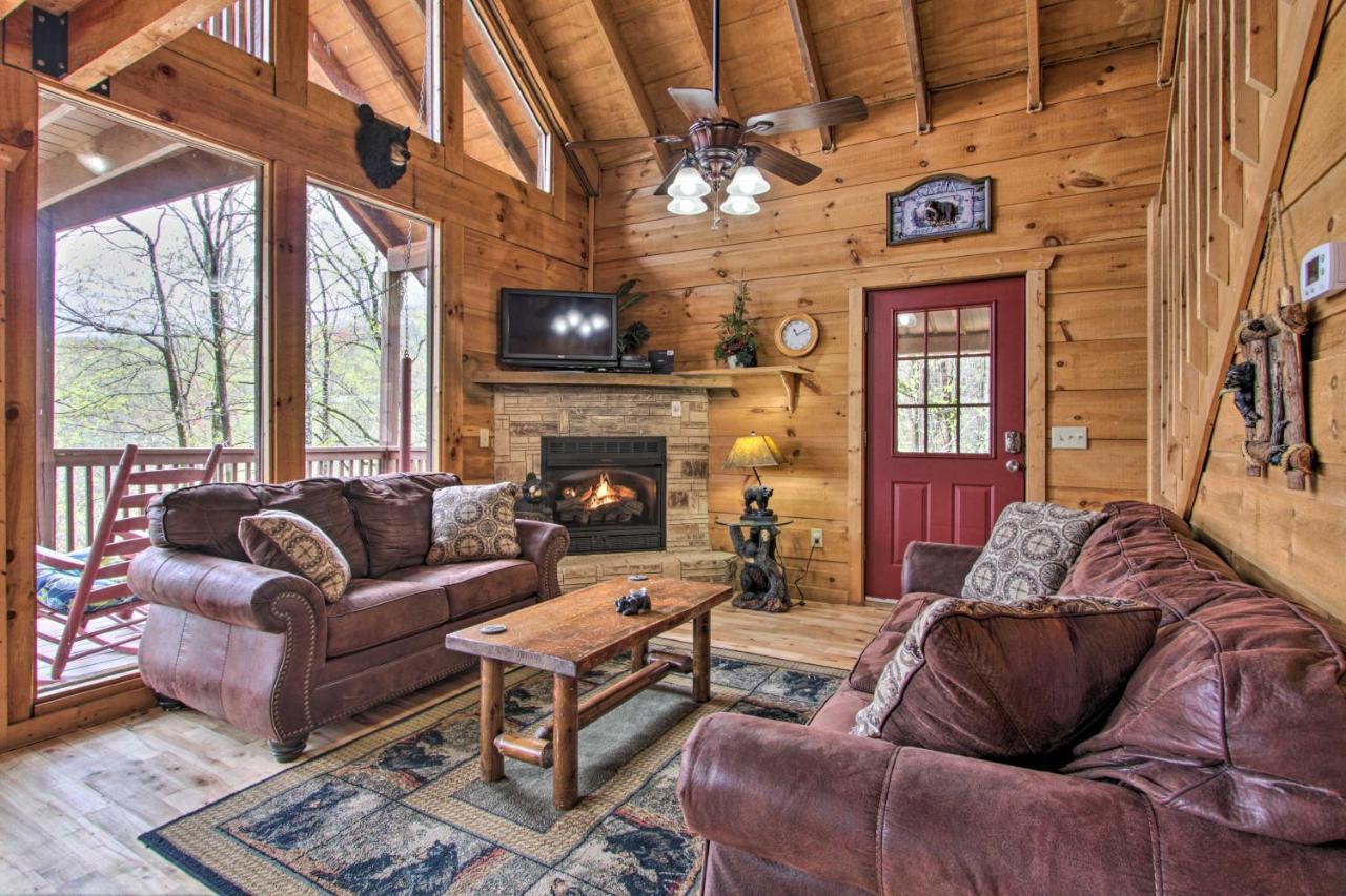 Sevierville Sanctuary Hot Tub, Pool Table And Deck! Eksteriør bilde