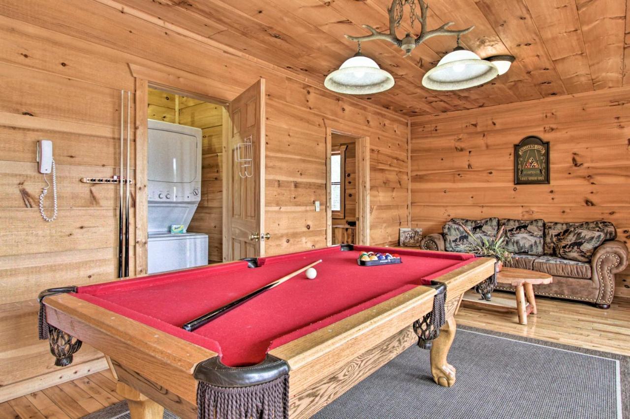 Sevierville Sanctuary Hot Tub, Pool Table And Deck! Eksteriør bilde