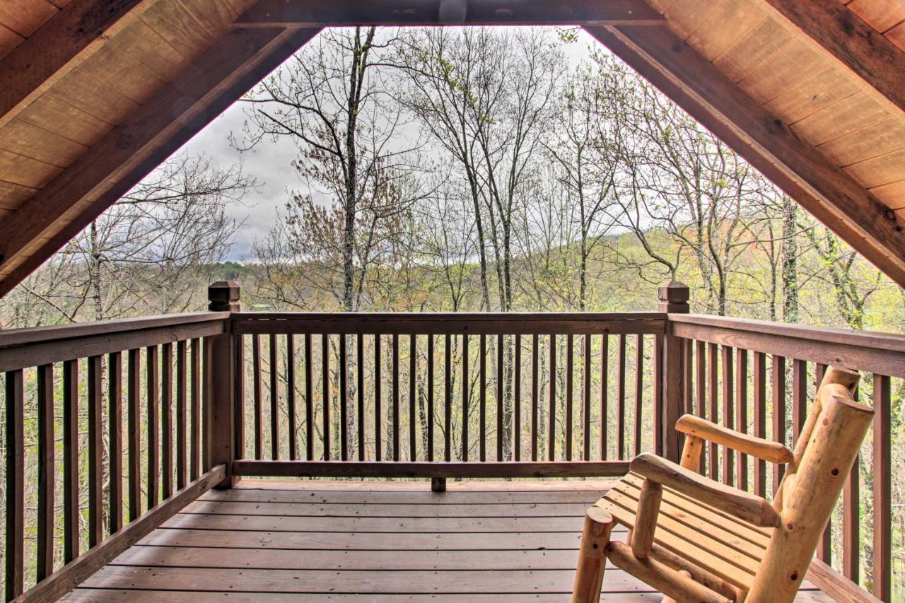 Sevierville Sanctuary Hot Tub, Pool Table And Deck! Eksteriør bilde